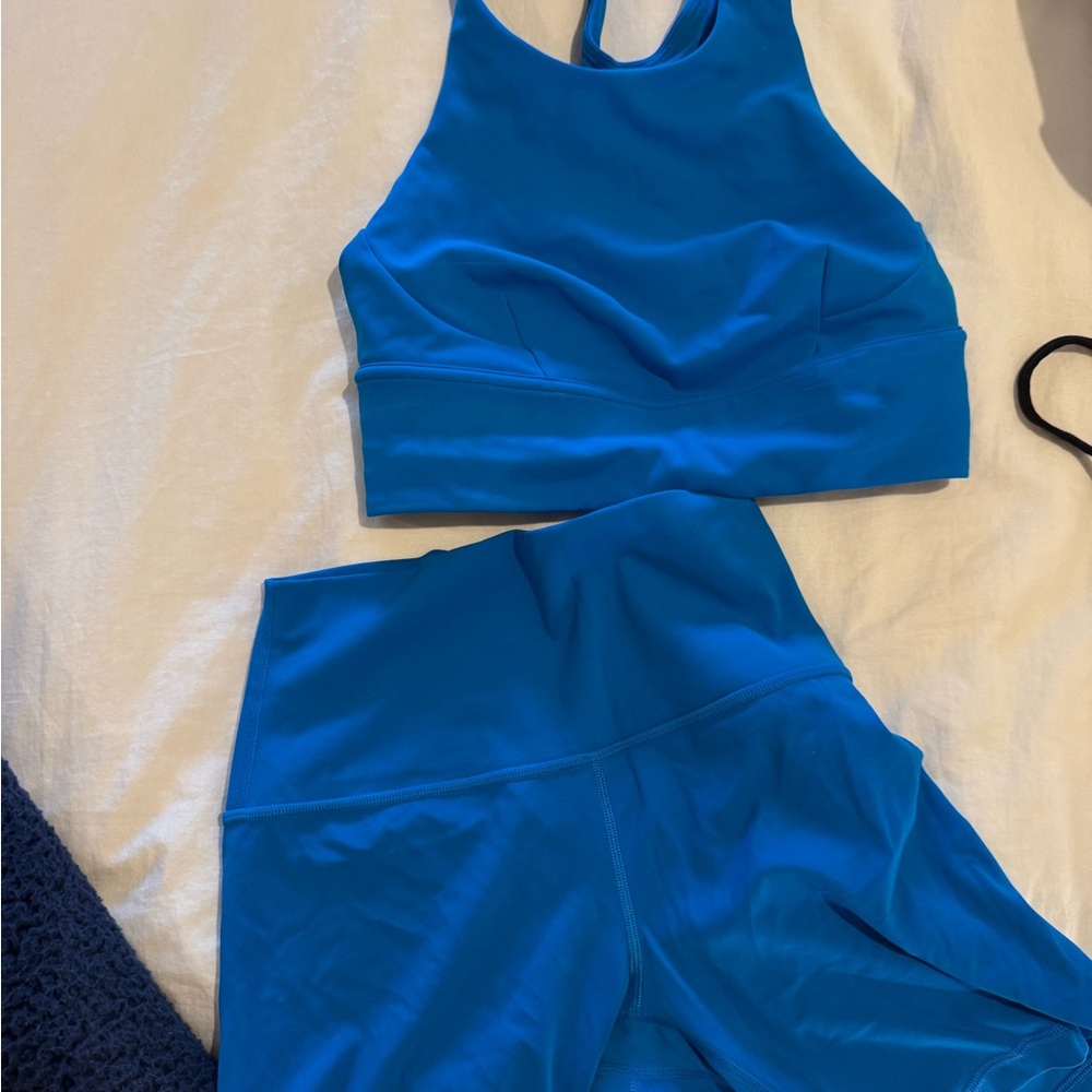 Lululemon blue set